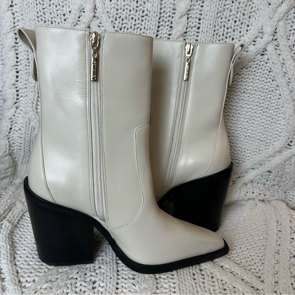 Larroude James Boot Size 7.5 - Picture 5 of 7